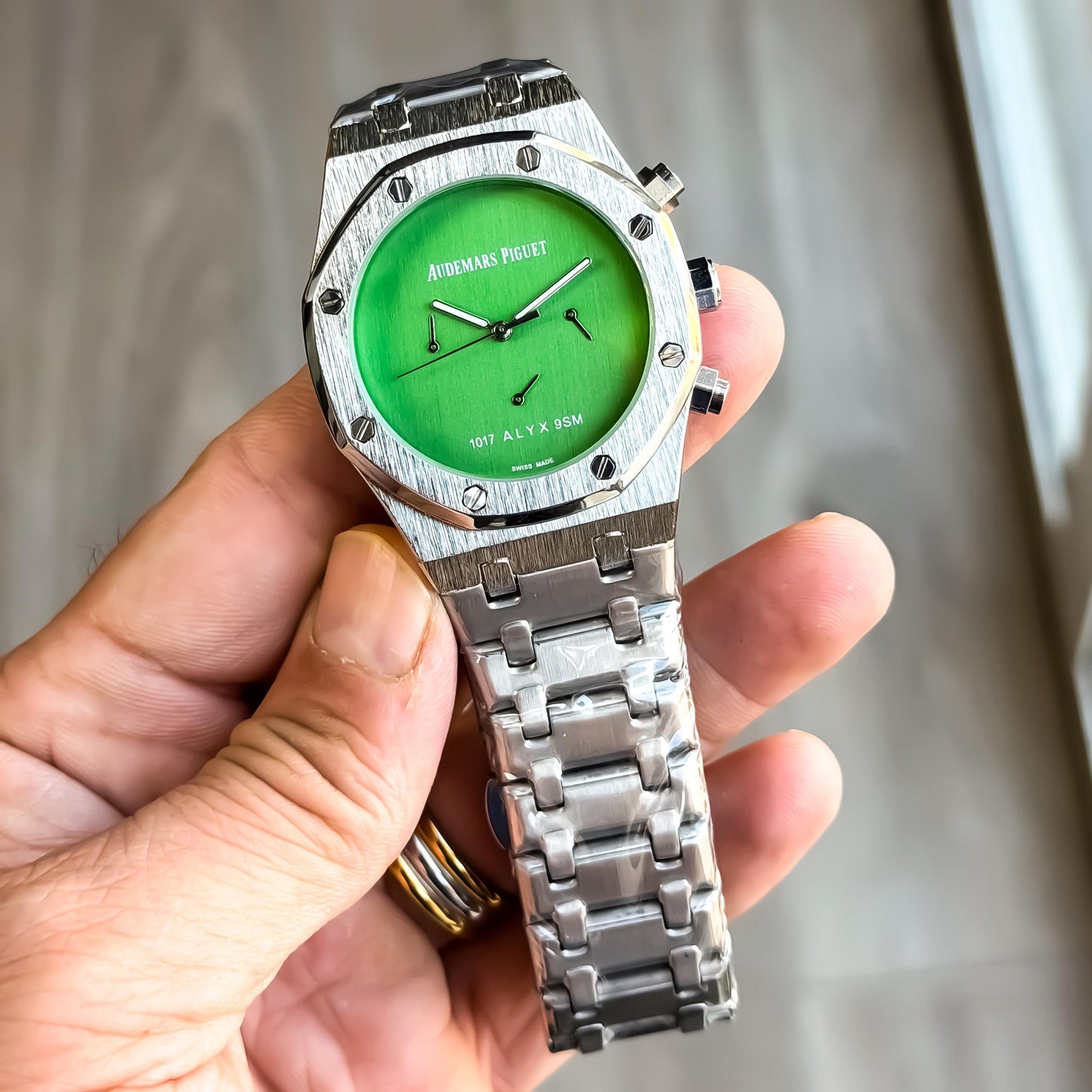 AUDEMARS_PIGUET_SILVER-GREEN