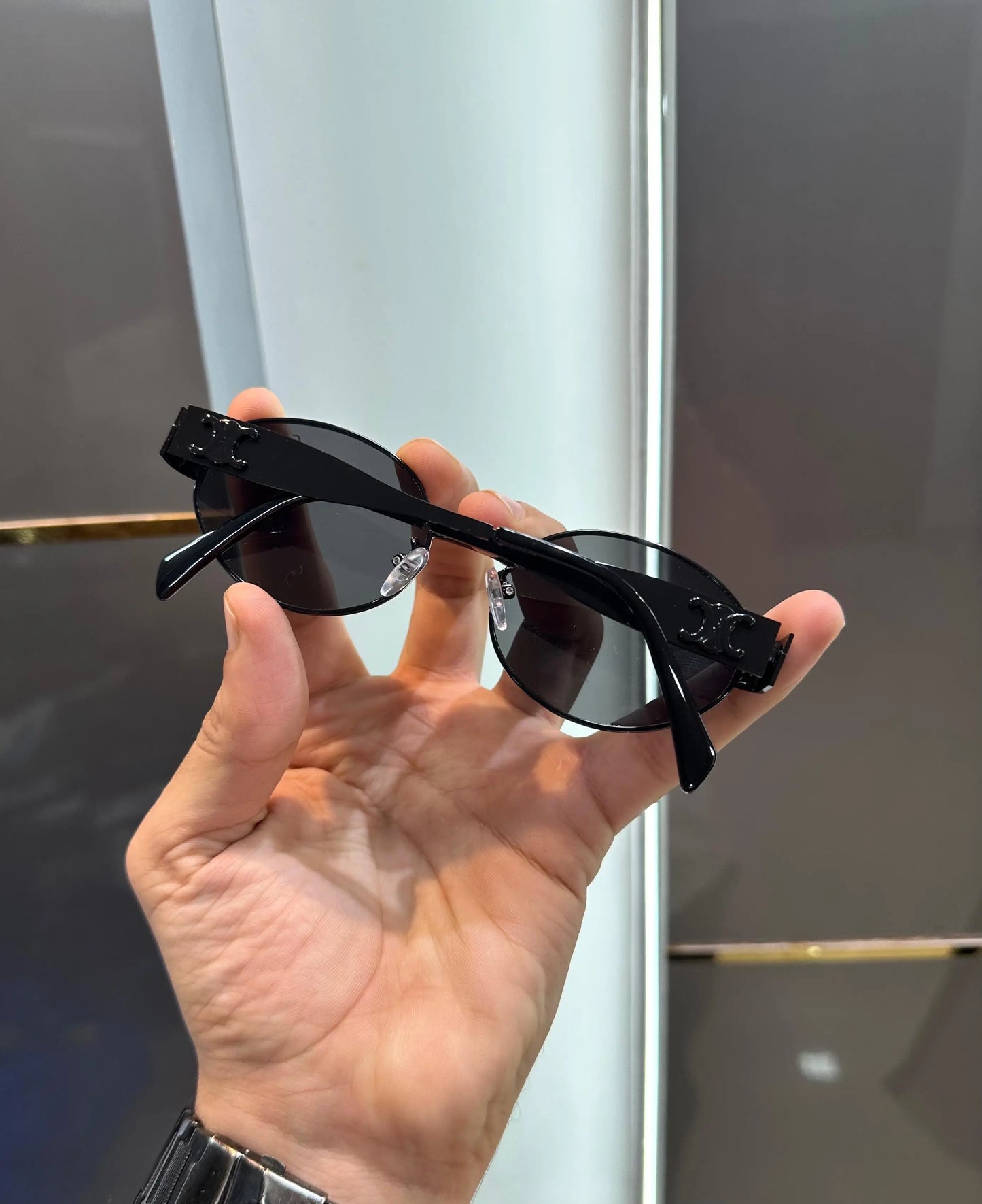 Celin e All Black Premium Shades 2370