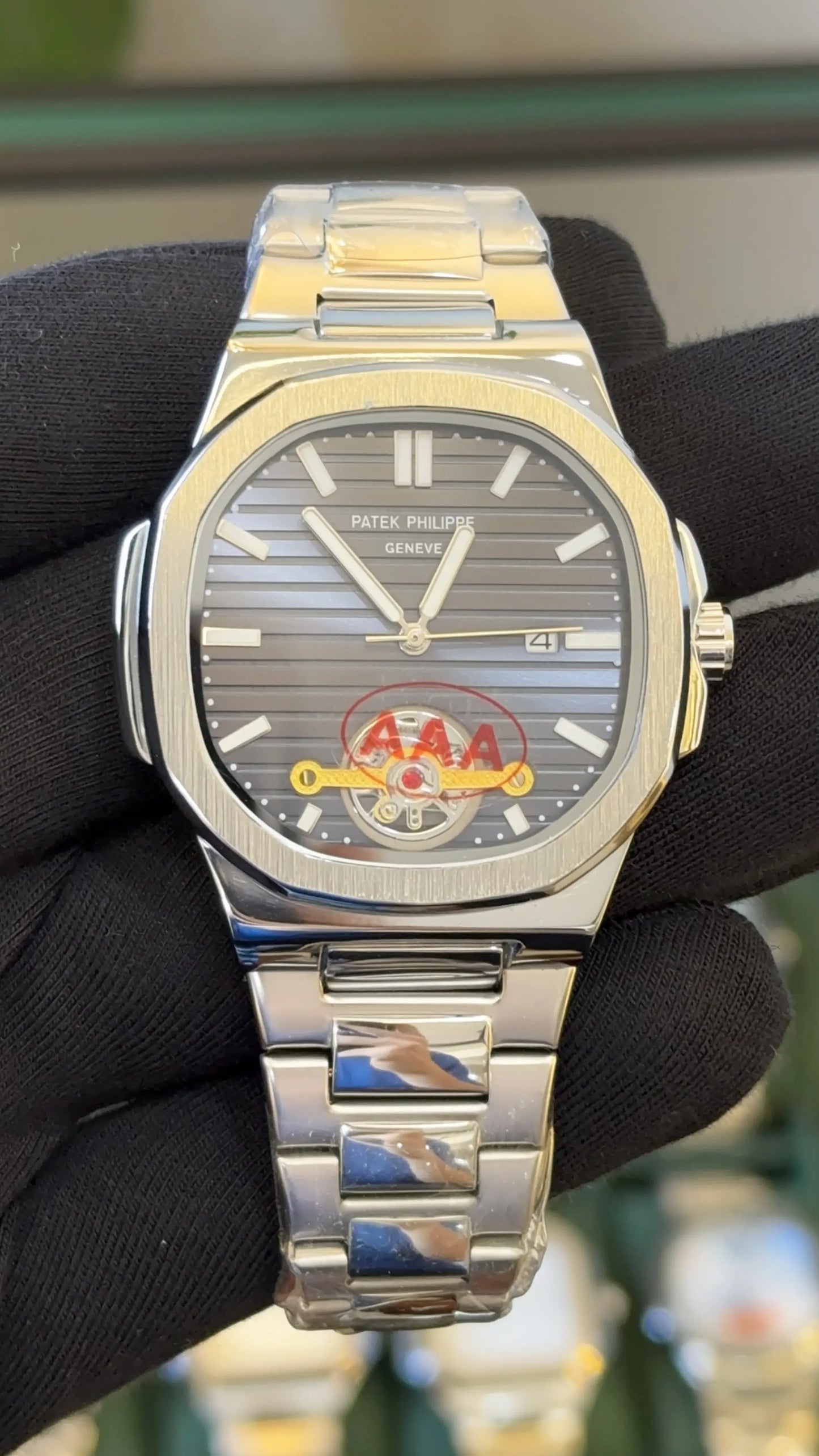 PATEK PHILLIP NAUTILUS Shift moveme