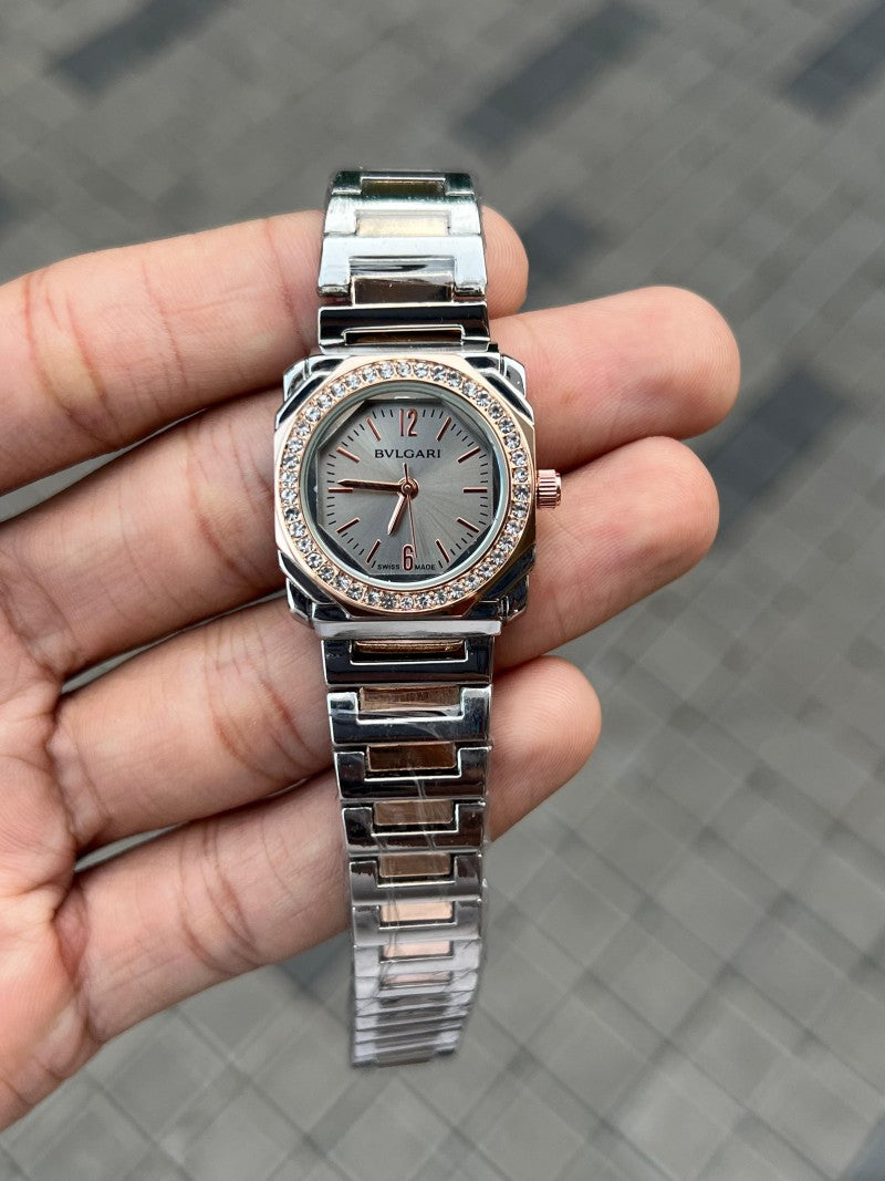 Bvlgar i Women s Grey Dial