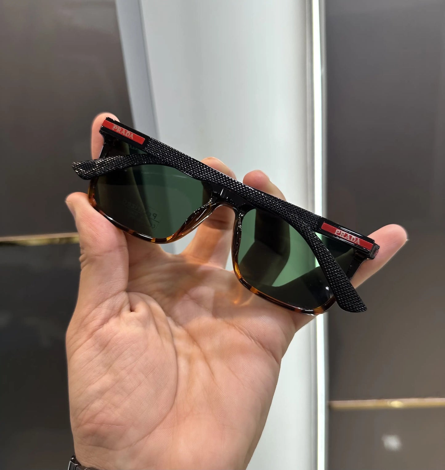 Prad a Tiger Green Premium Shades 2017