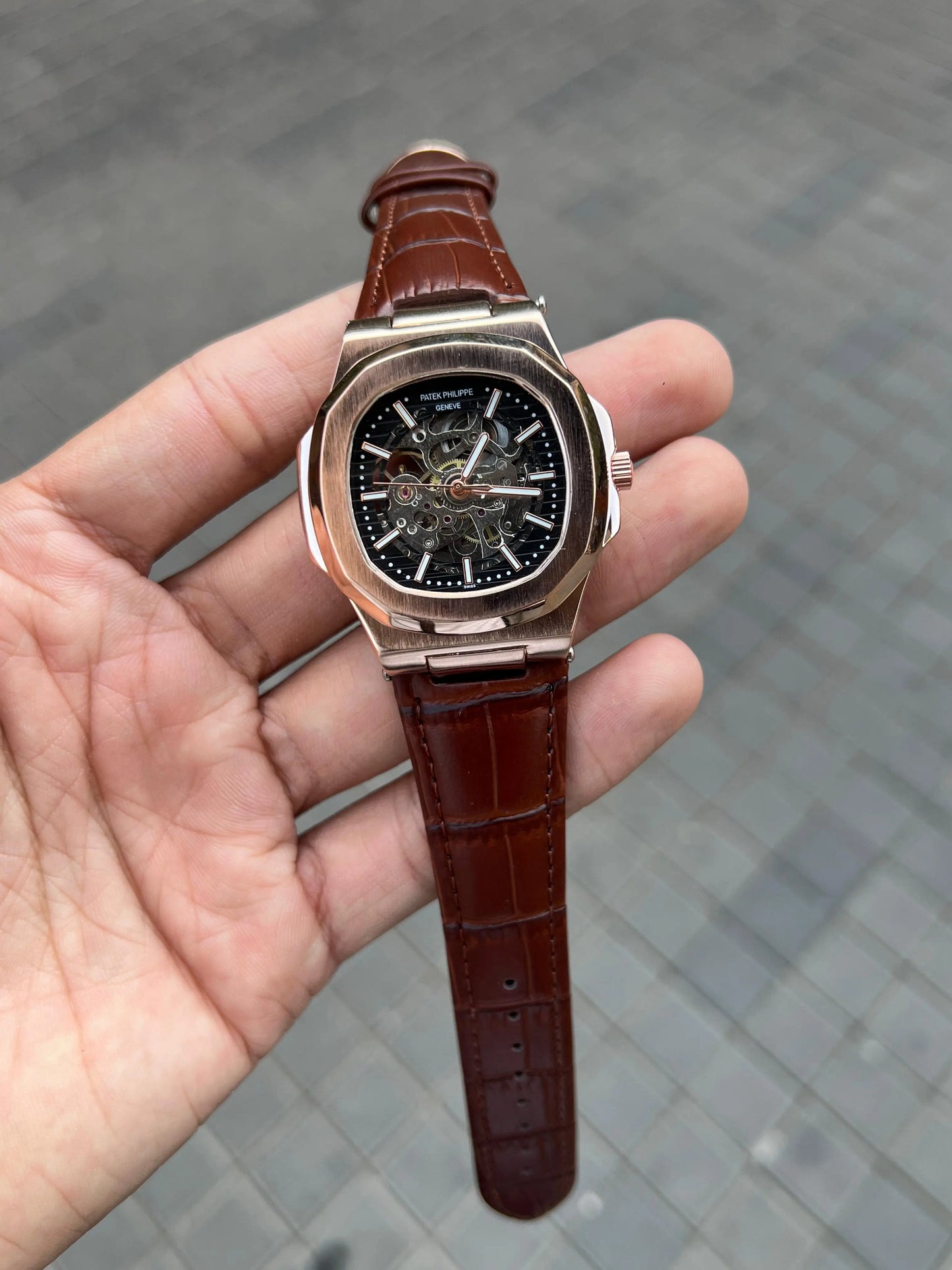Pate k Phillipe Nautilus Leather Automatic ✓