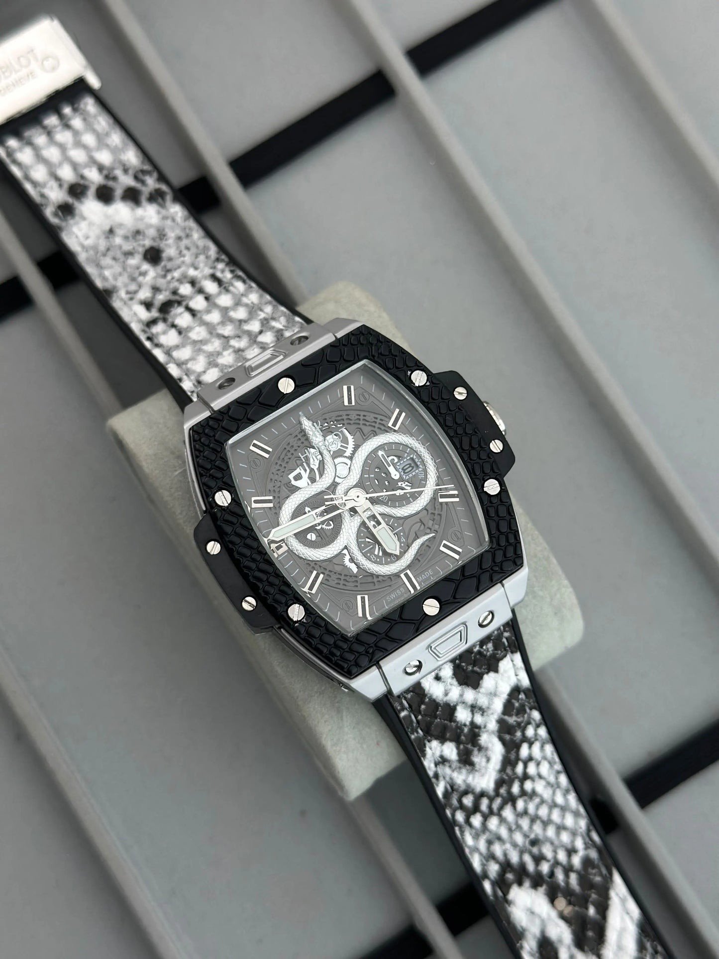HUBLOT BIG BANG COBRA