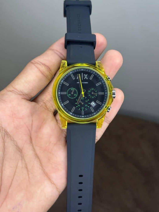 Arman i Exchang e Black-Neon Chronograph Premium Watch