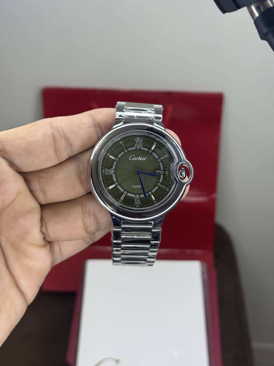 Cartie r Ballon Green Metal Quartz Premium Watch