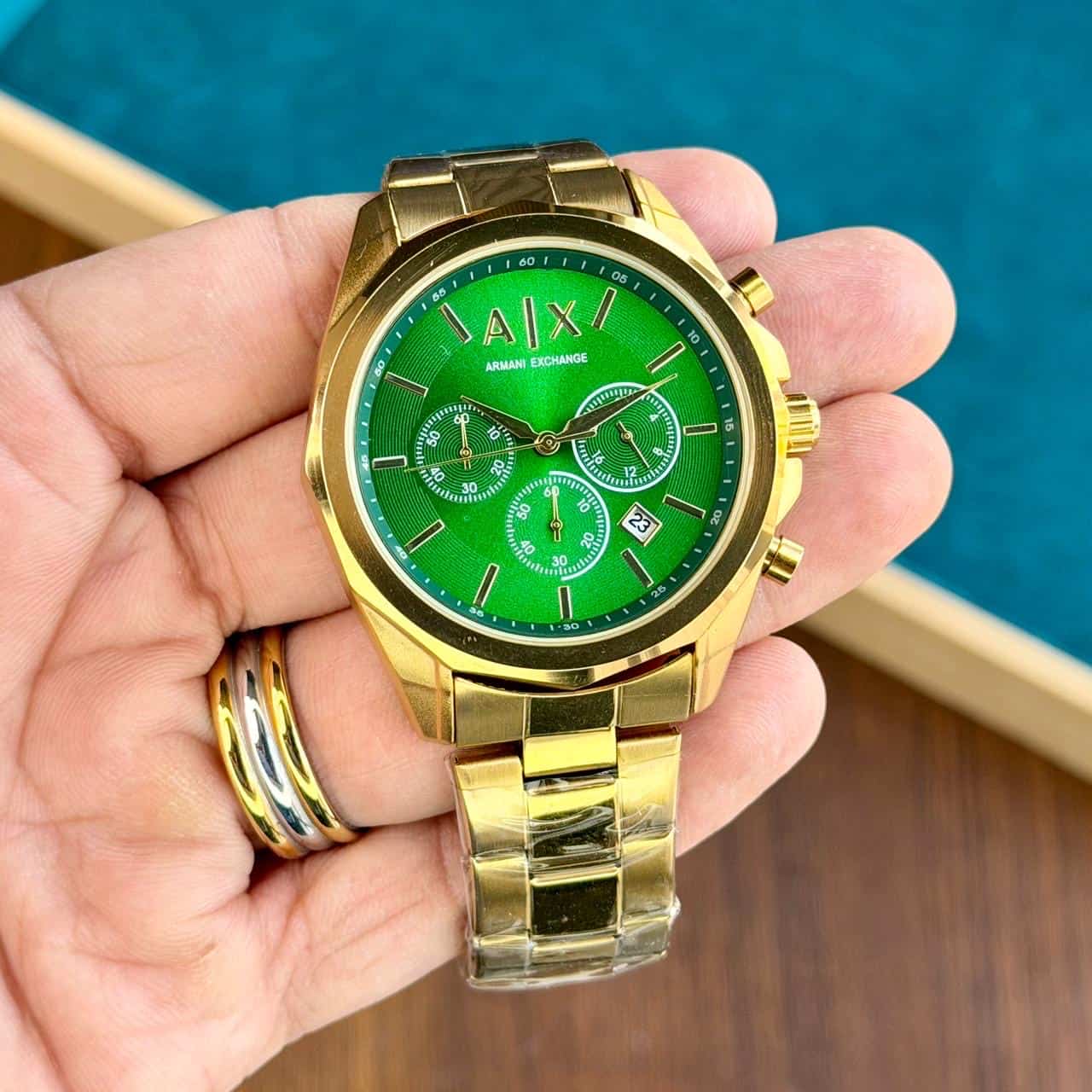 ARMANi_GOLD-GREEN
