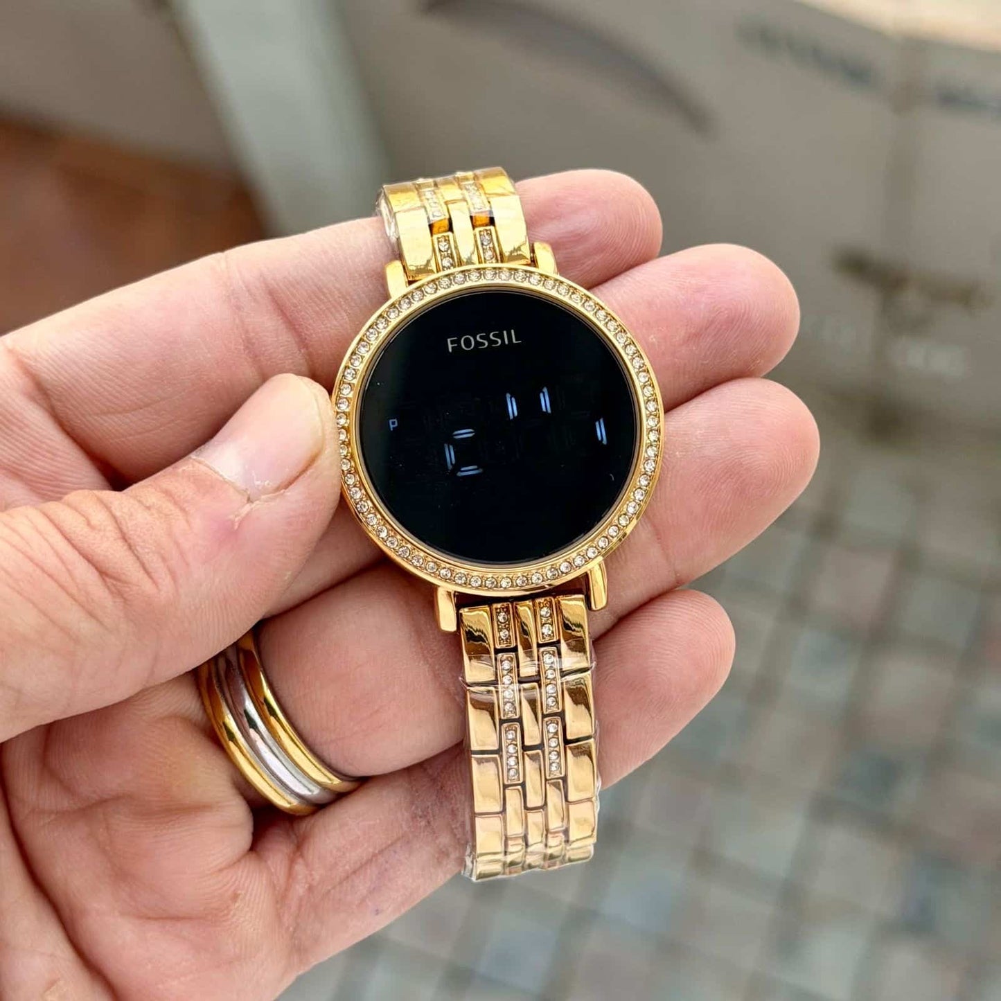FOSSIL_LADIES_DIGITAL-GOLD-BLACK