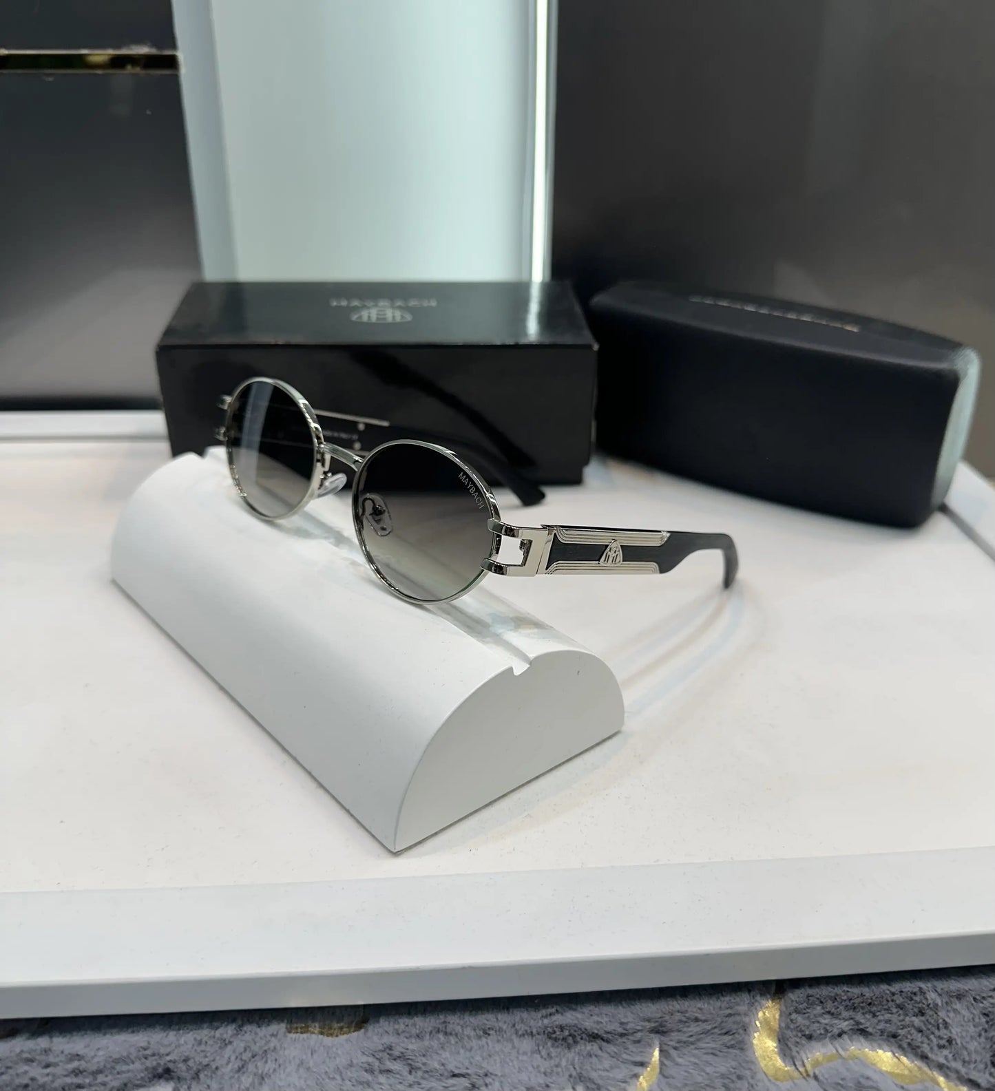 Maybach Silver Green Premium Shades 9132