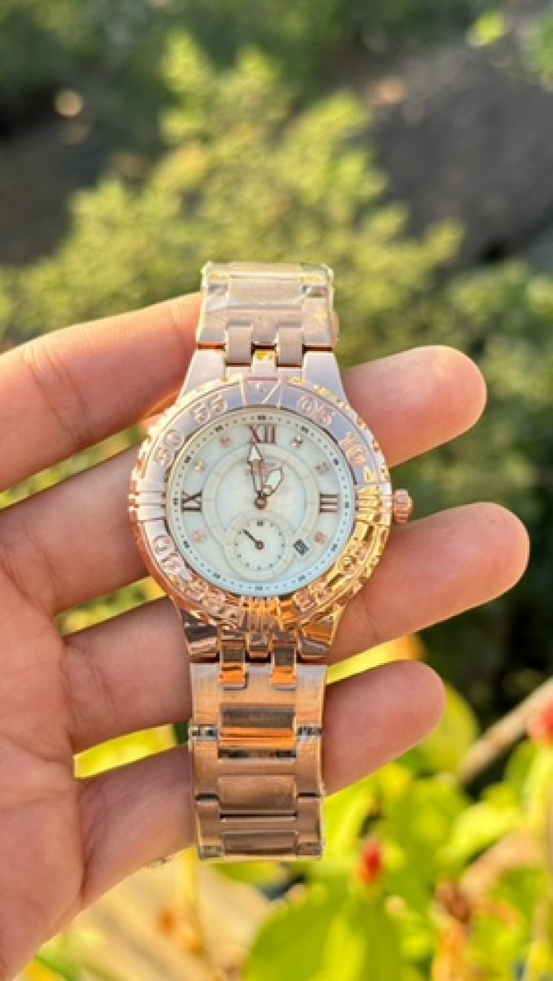 Invicta aviator for her