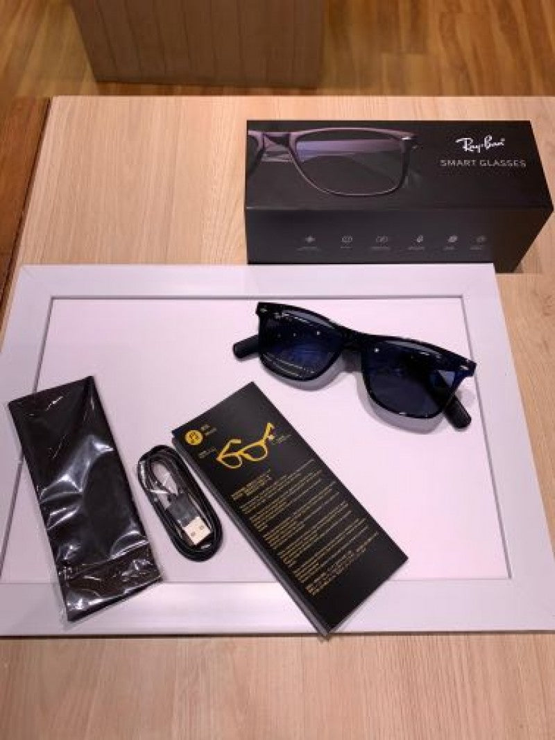 Ray Ban Meta AI googles with BT spe