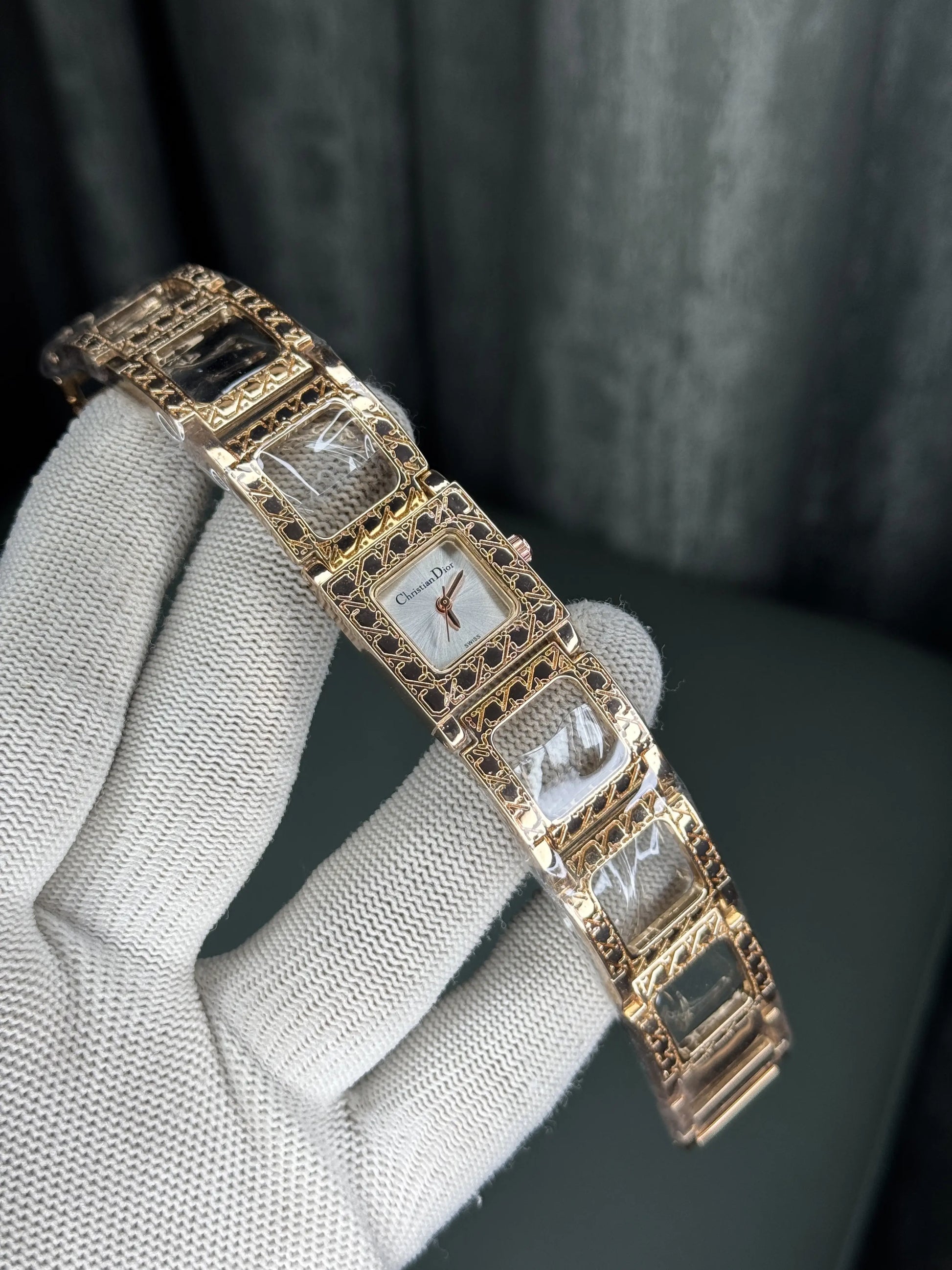 Dio r Copper White Bracelet Premium Ladies Watch