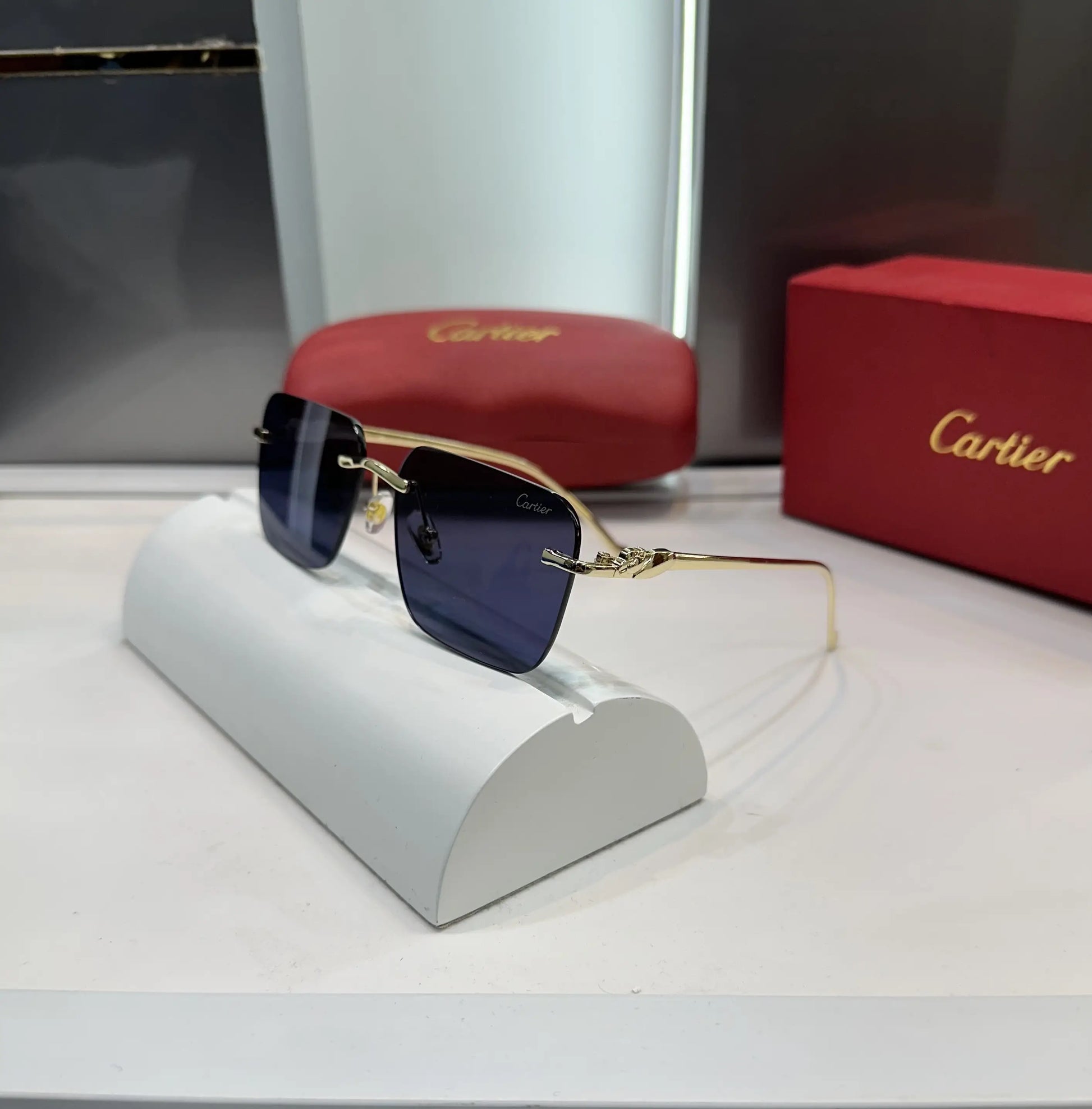 Cartie r Jaguar Gold Black Premium Shades 3080