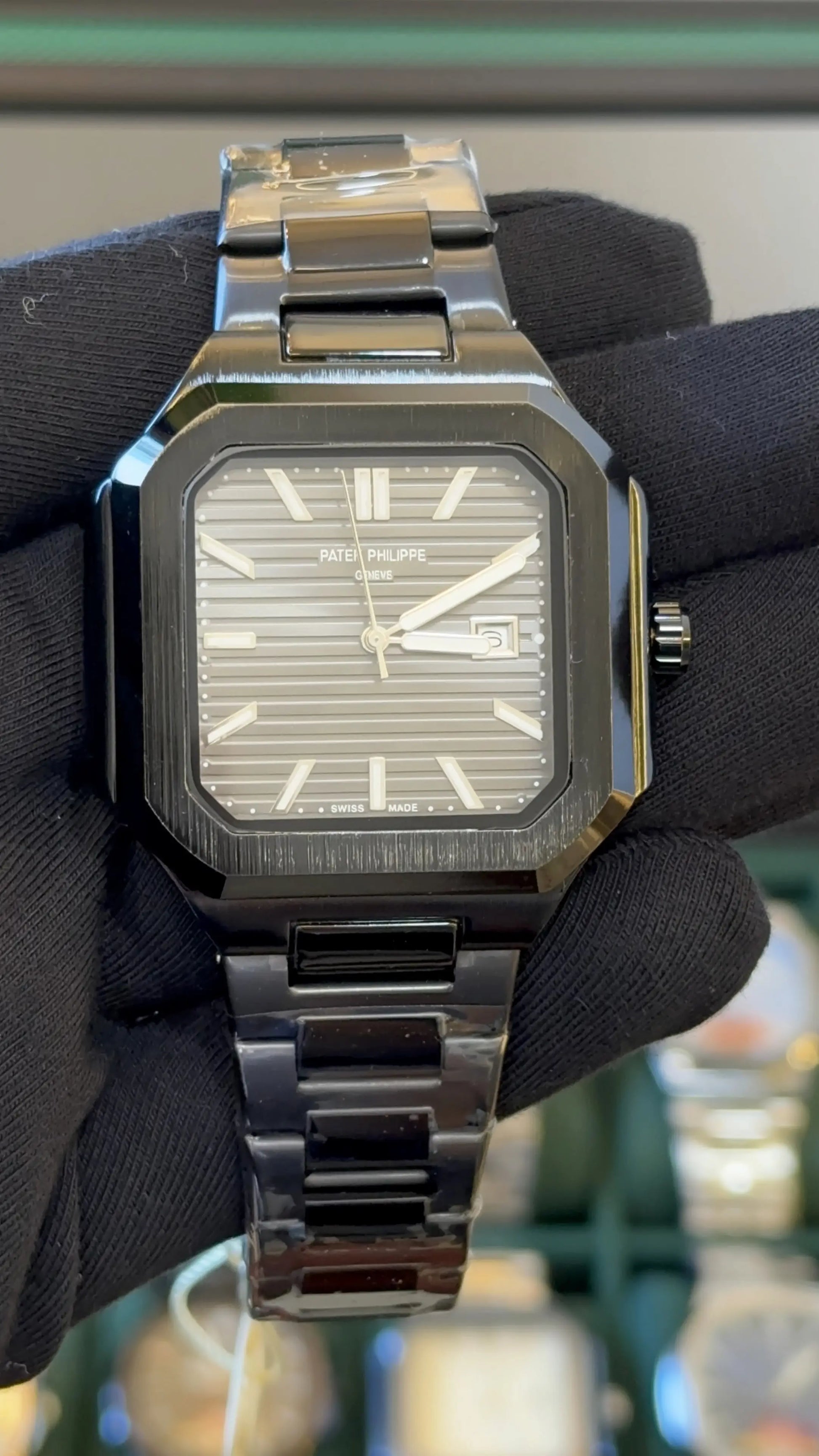 Patek Phillip Cubitus Chain full bl