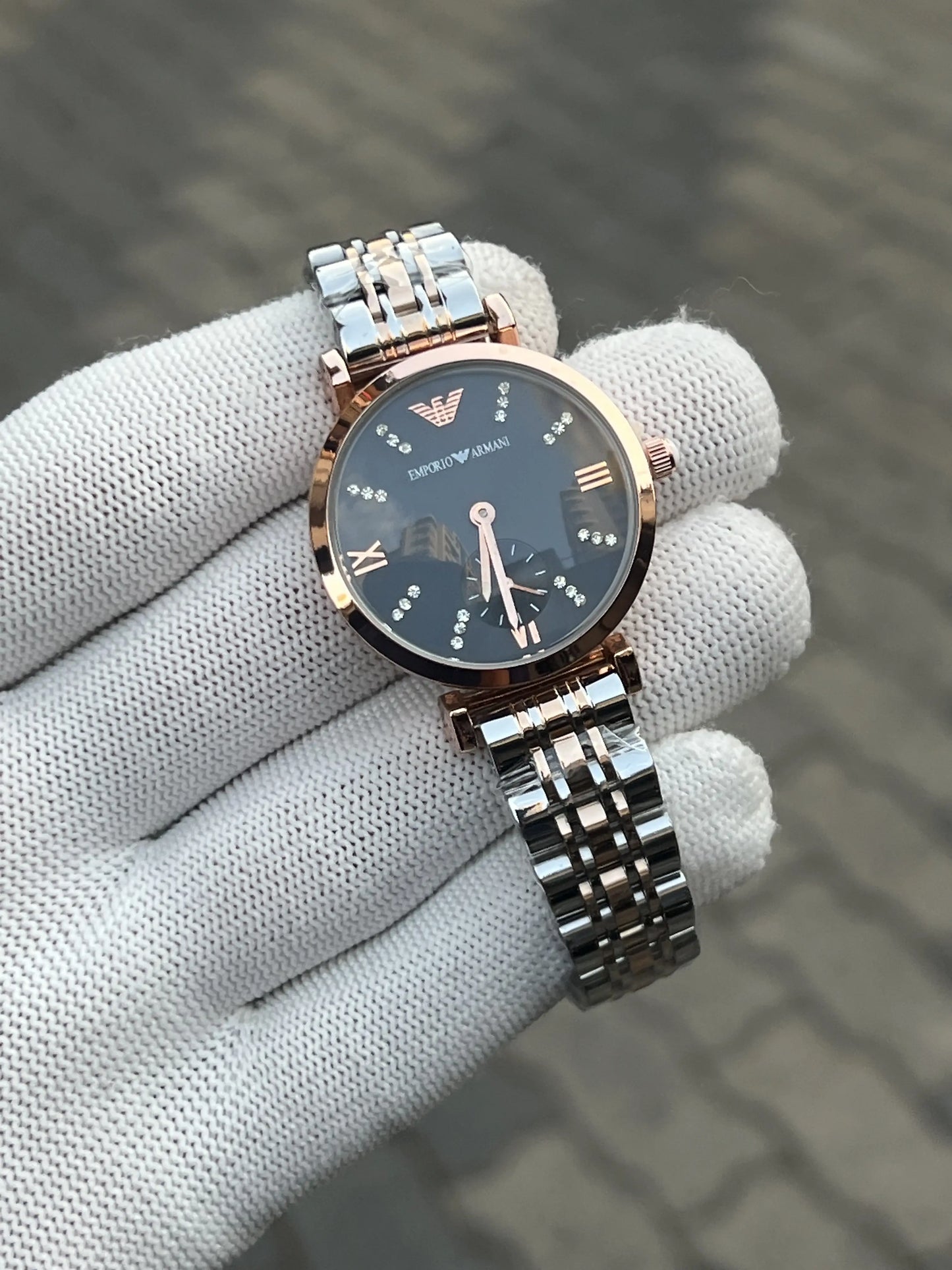 Empori_o Armani Two Tone Black