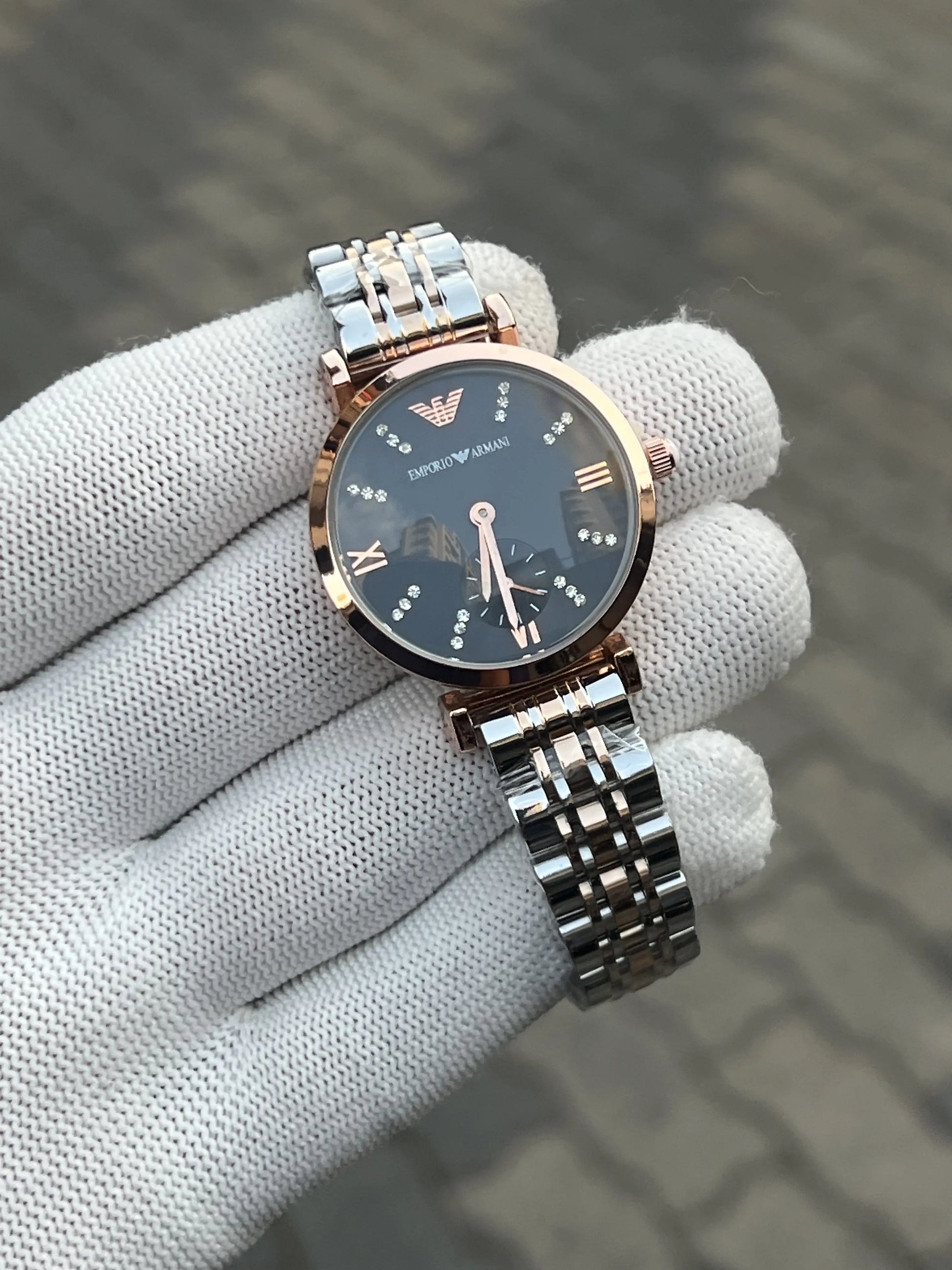 Empori_o Armani Two Tone Black