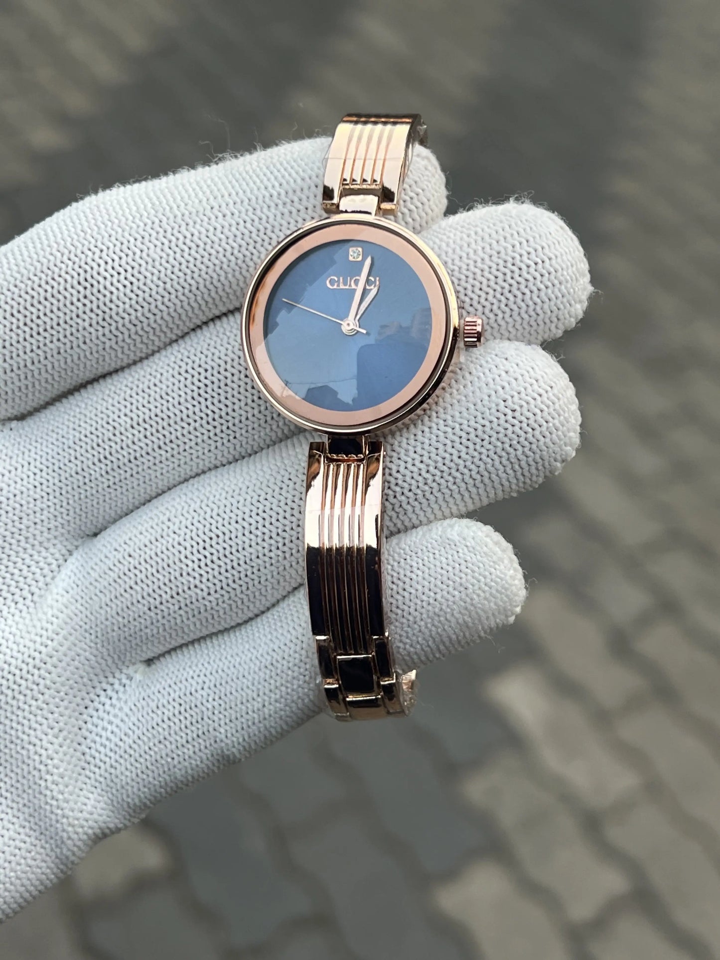 Gucc_i Rose Gold Blue