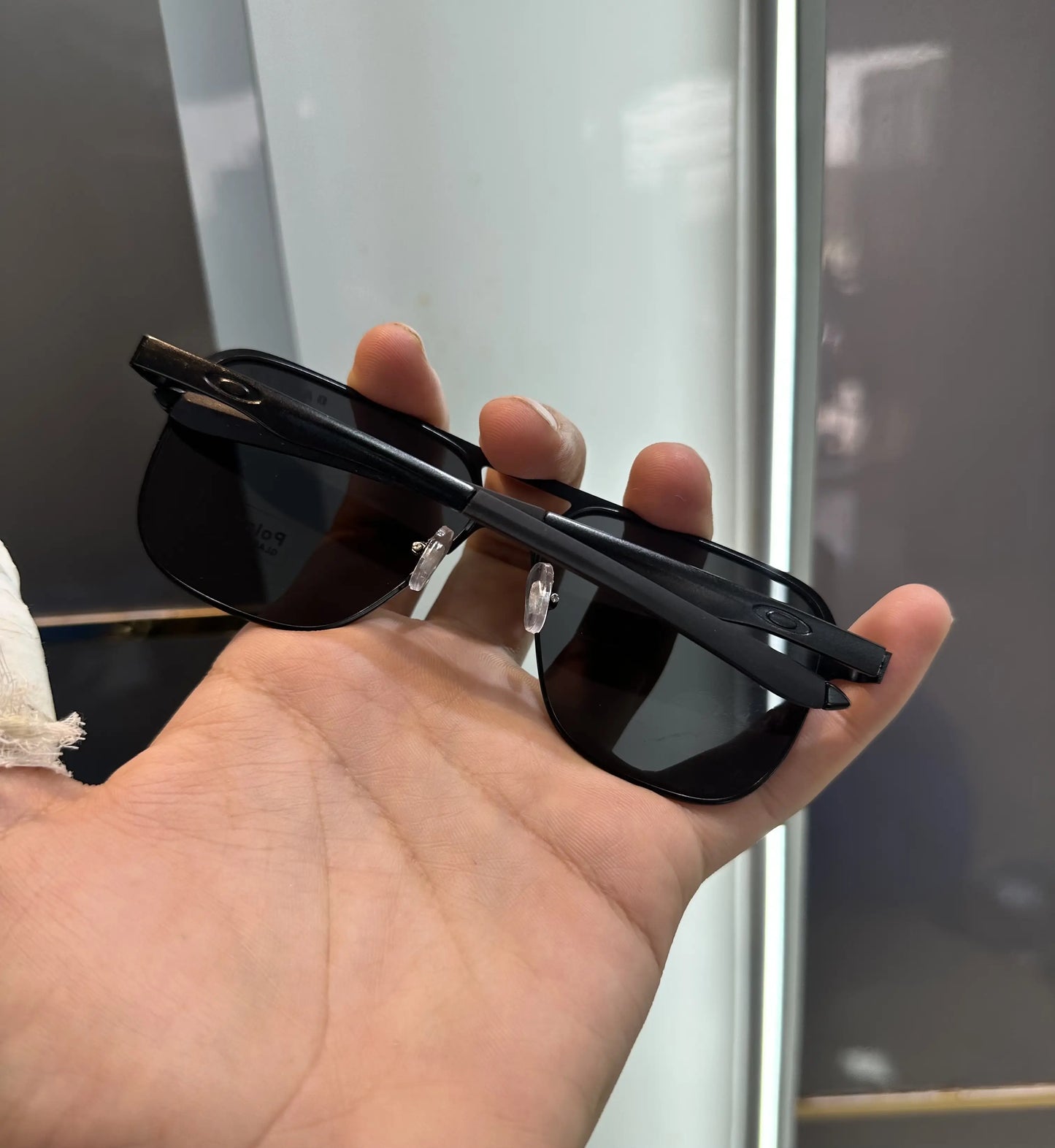 Oakle y All Black Metal Premium Shades 2790