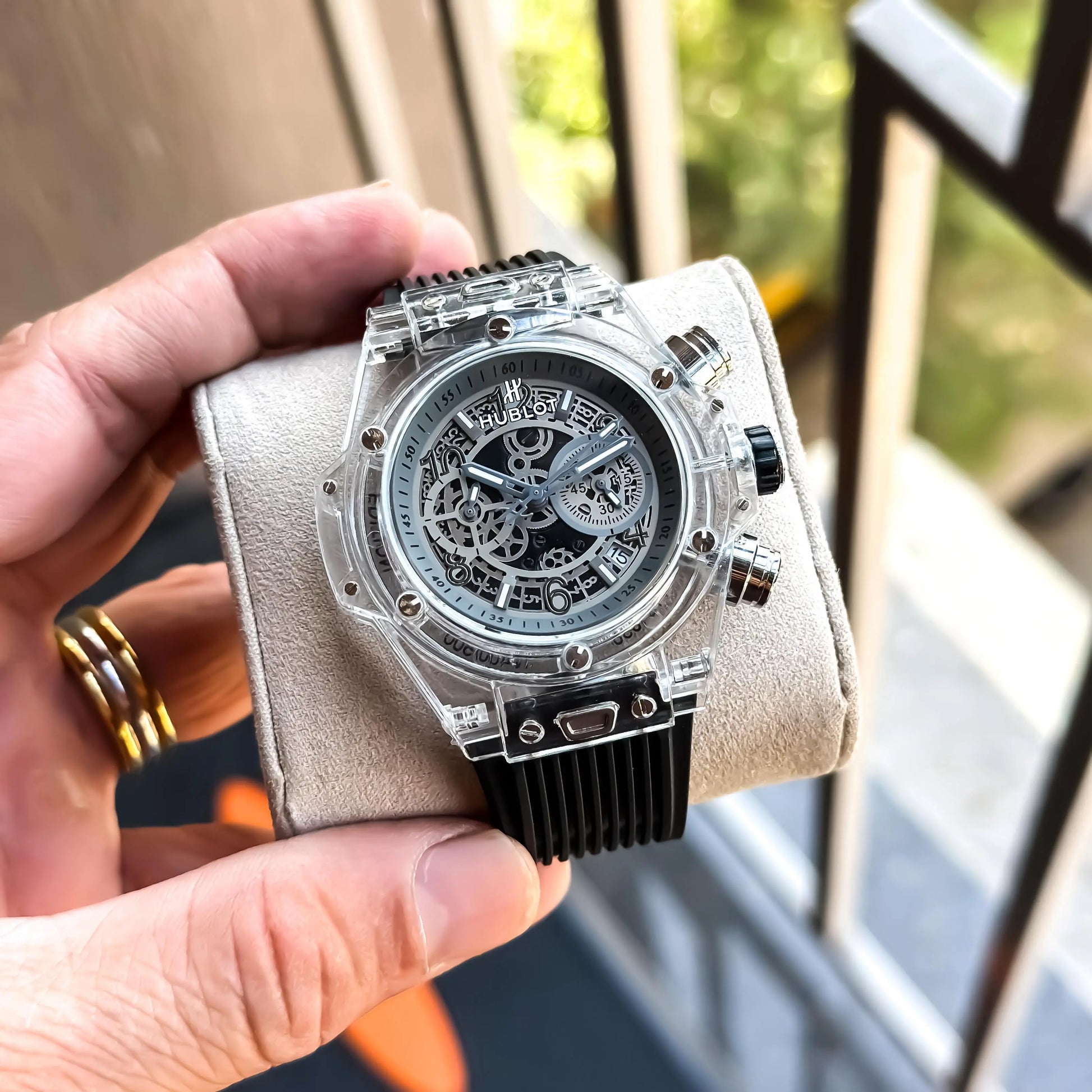 HUBLOT_CHRONOGRAPH_BLACK_GREY