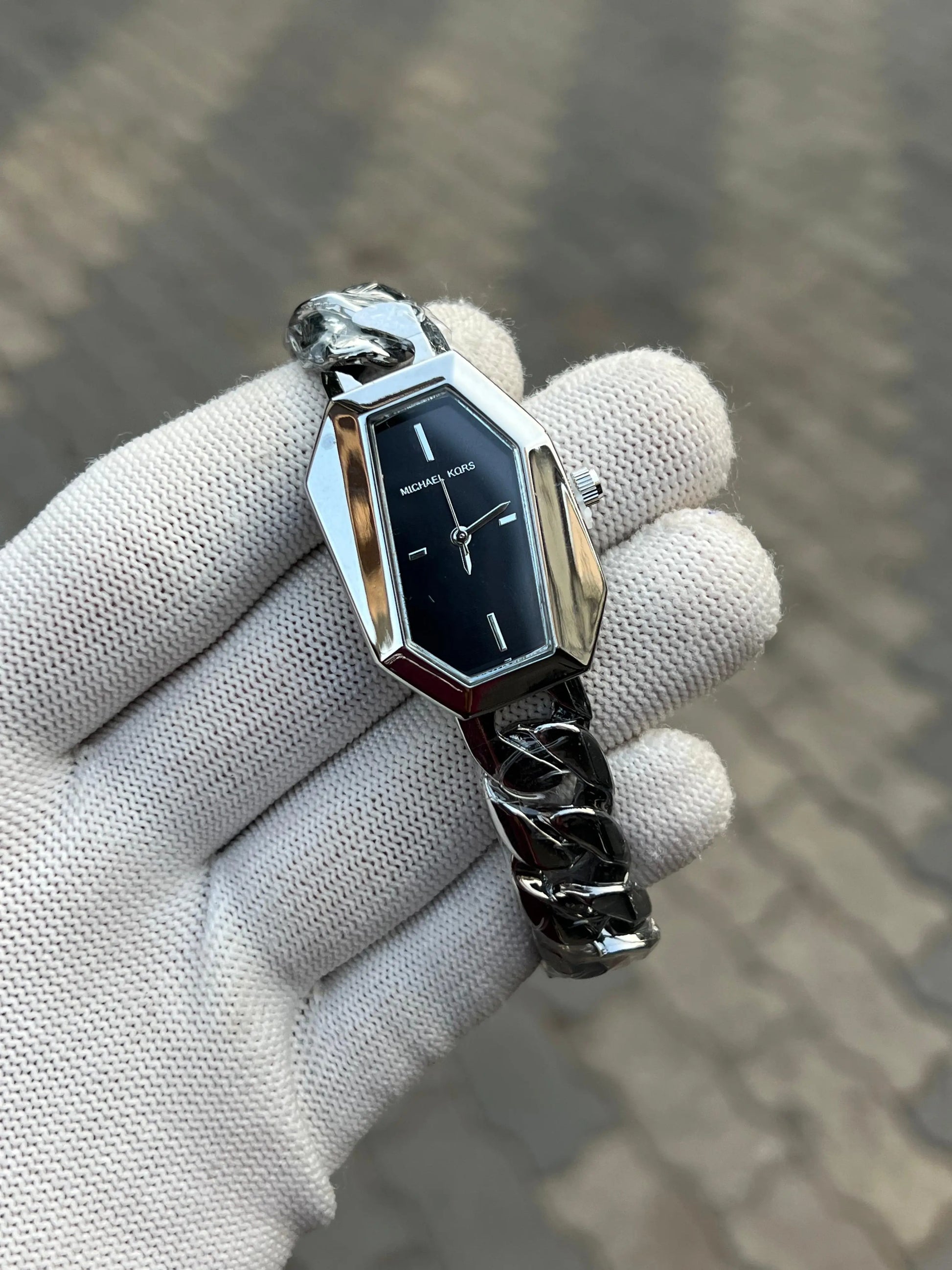 Michae_l Kors Silver Black