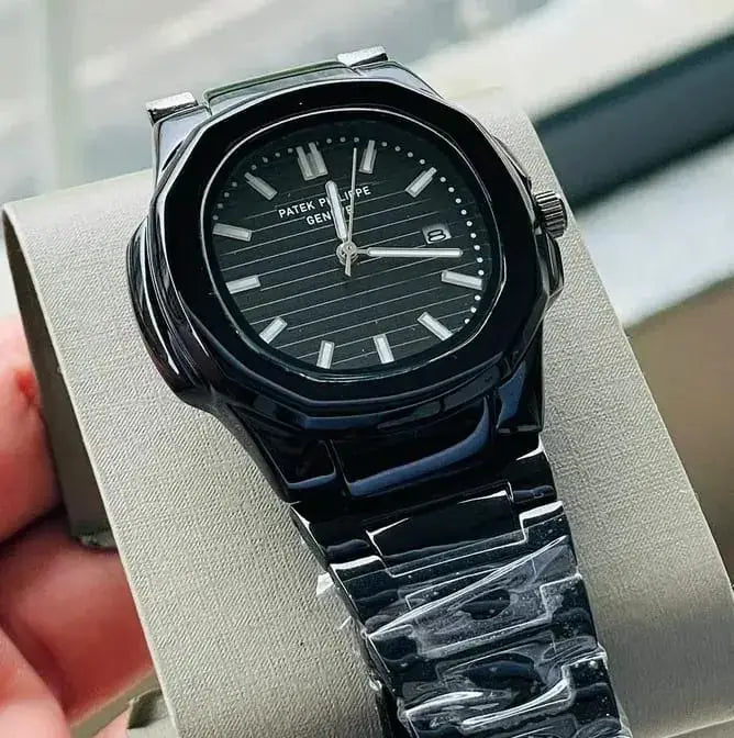 Patek_ Philippe_ Quartz full black 2024