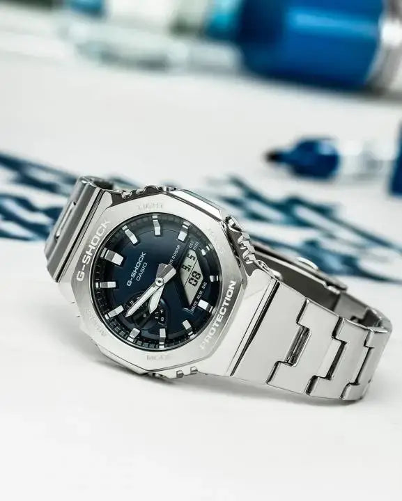 Casi o G shock GM2110D