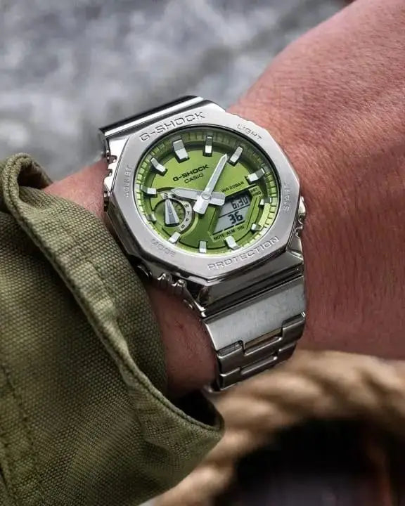 Casi o G shock GM-2110D