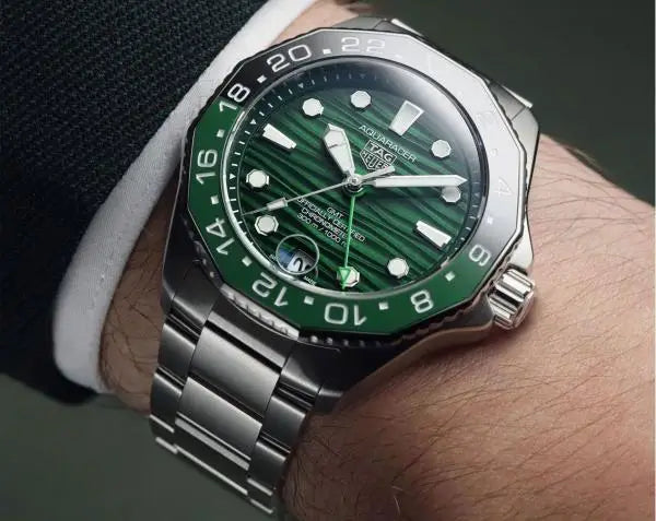 Tag Heue_r Aquaracer Professional 300m date automatic japan
