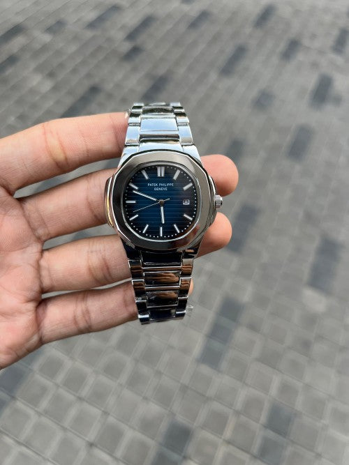 pate k Phillipe Nautilus silver blue