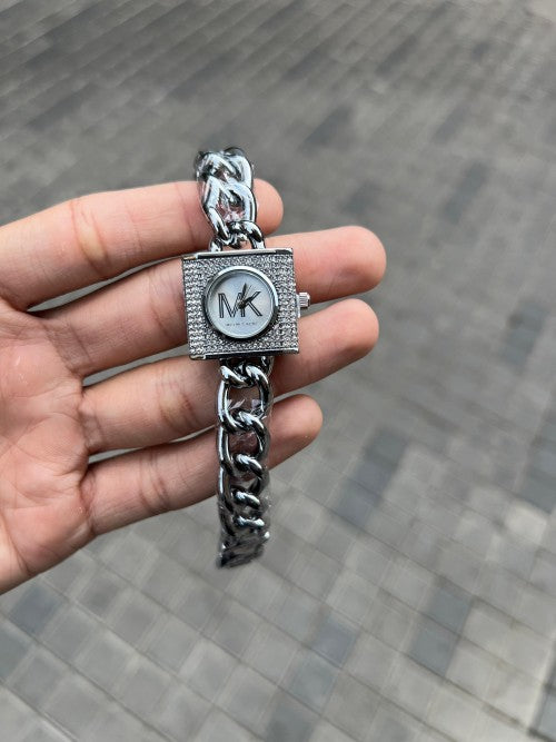 Michael kor s Chain Lock Women s Silver White