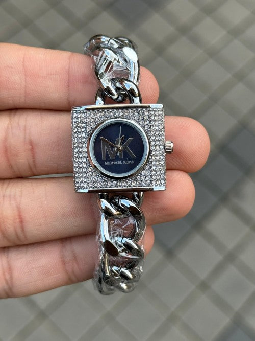 Michael kor s Chain Lock Women s Silver Blue