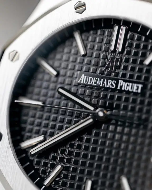 Audemar_s Piguet Royal Oak Quartz Silver-Black