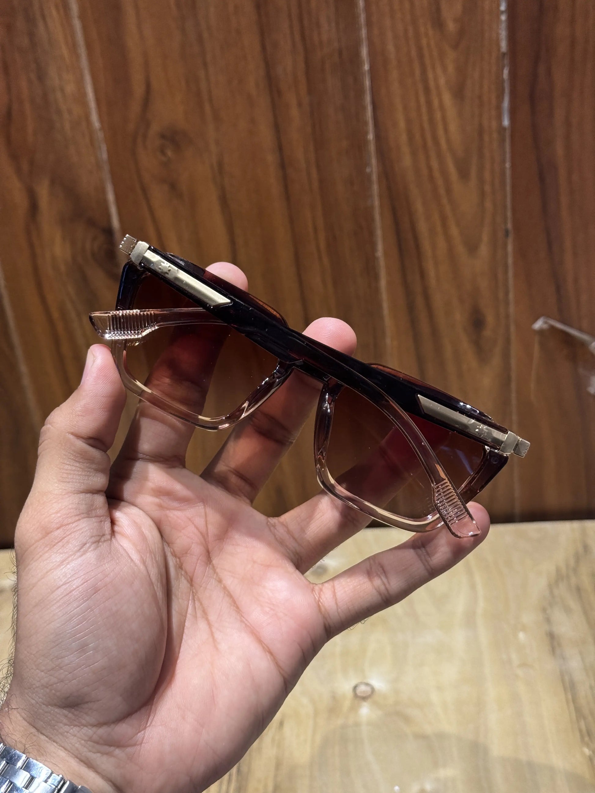Marc Jacobs Gold Brown Premium Shades 2019