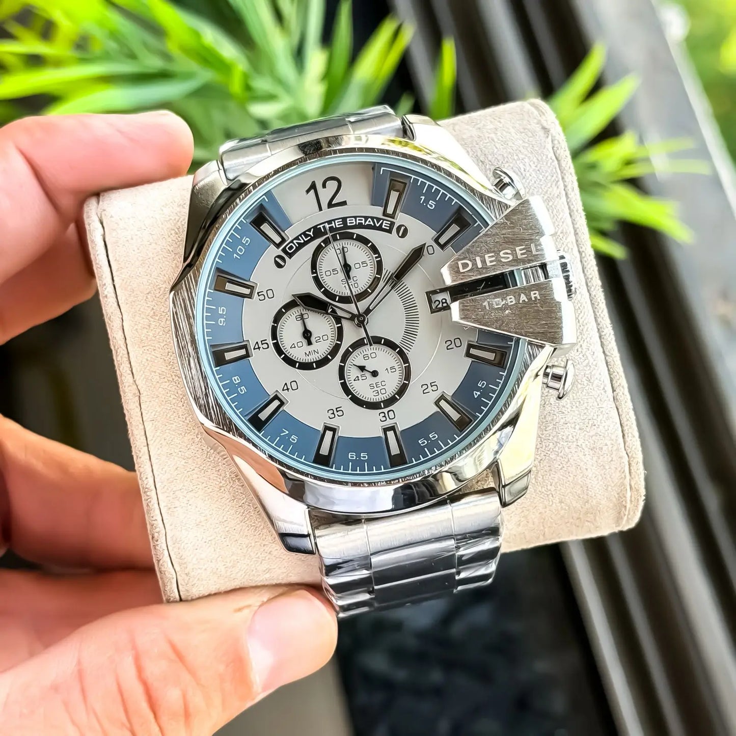 DIESEL_SILVER_GRAY