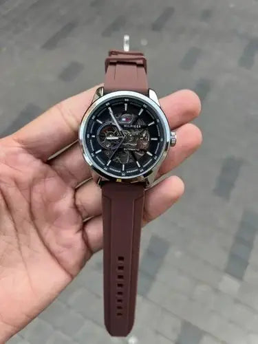 Tomm y Hilfiger Automatic Silicone
