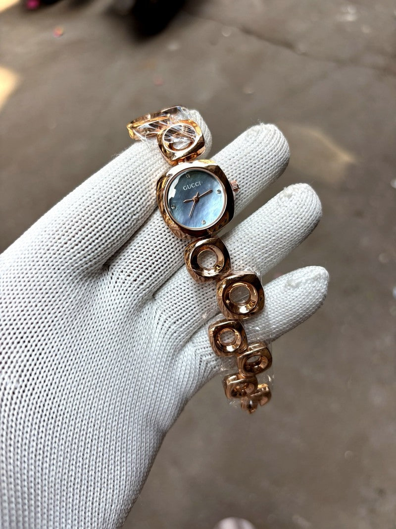 Gucci blue dial rose gold bracelet chain ladies watch