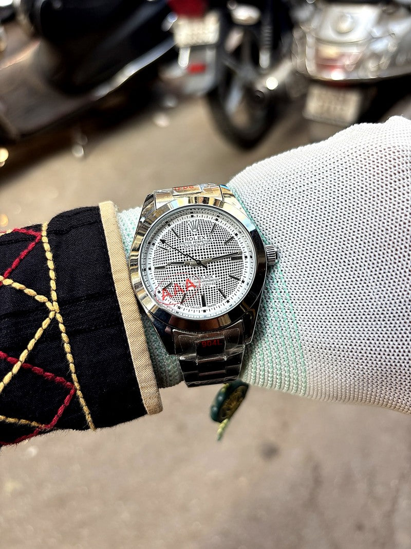 Rolex oyster perpetual datejust inspired white textured dial smooth movement quartz