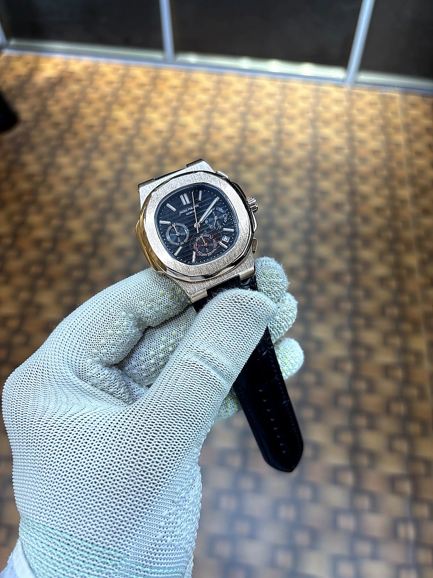 Patek phillpe Nautilus 5712R 001