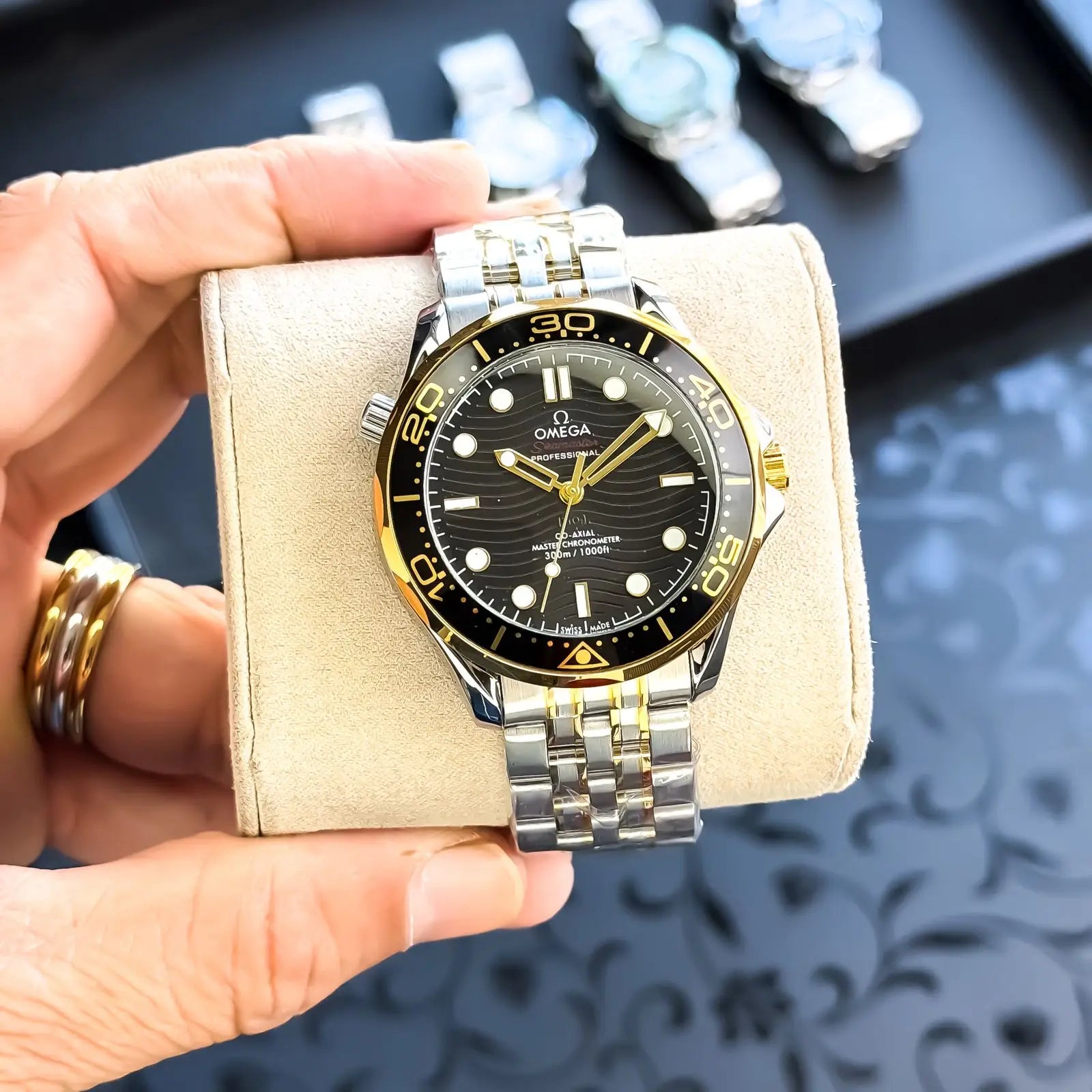 OMEGA_AUTO_GOLD_TT_BLACK