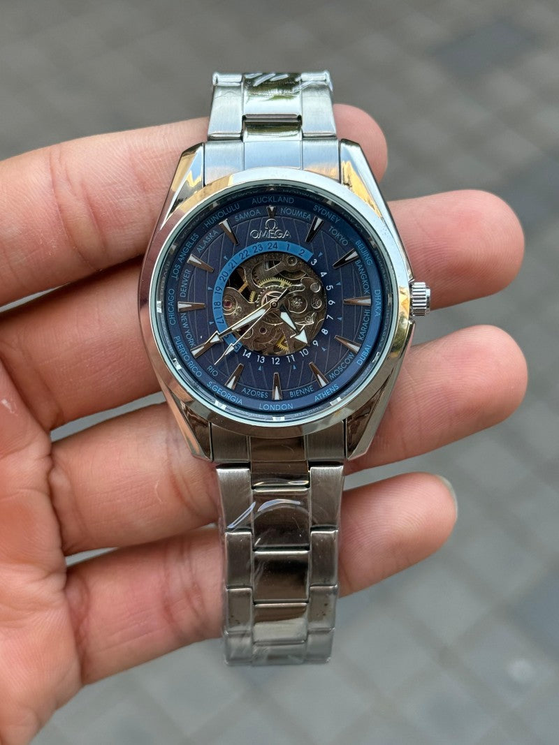 Omeg a Sea Master Aqua Terra World Timer Automatic Silver Blue Stainless Steel