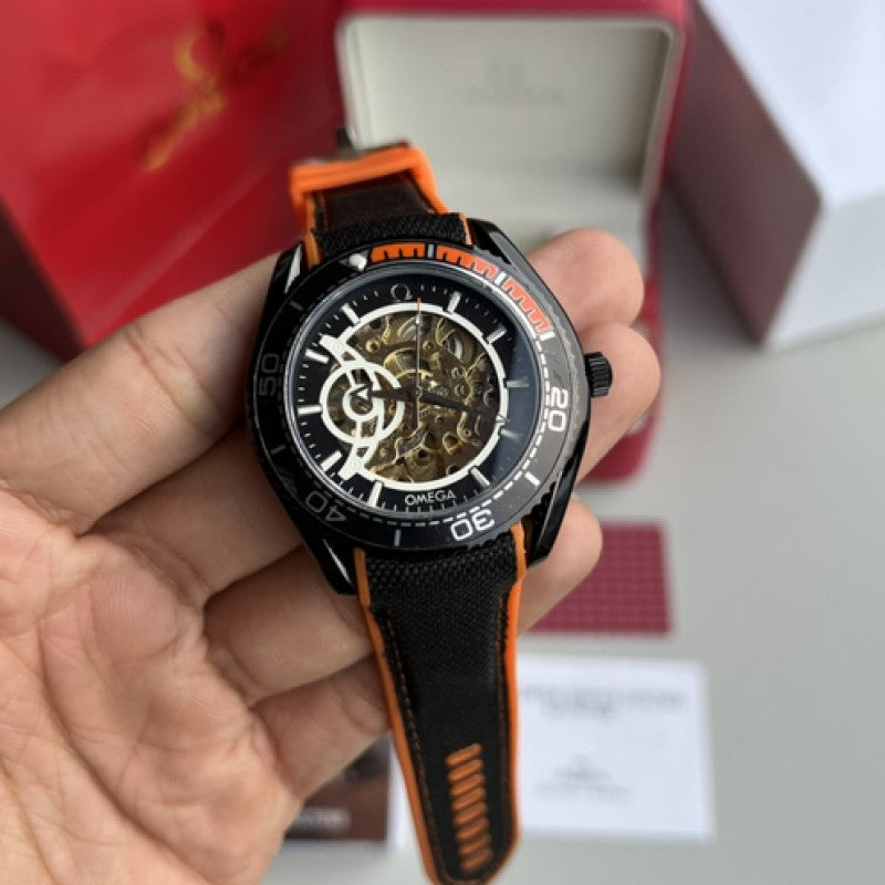 Omeg a Speedmaster Automatic