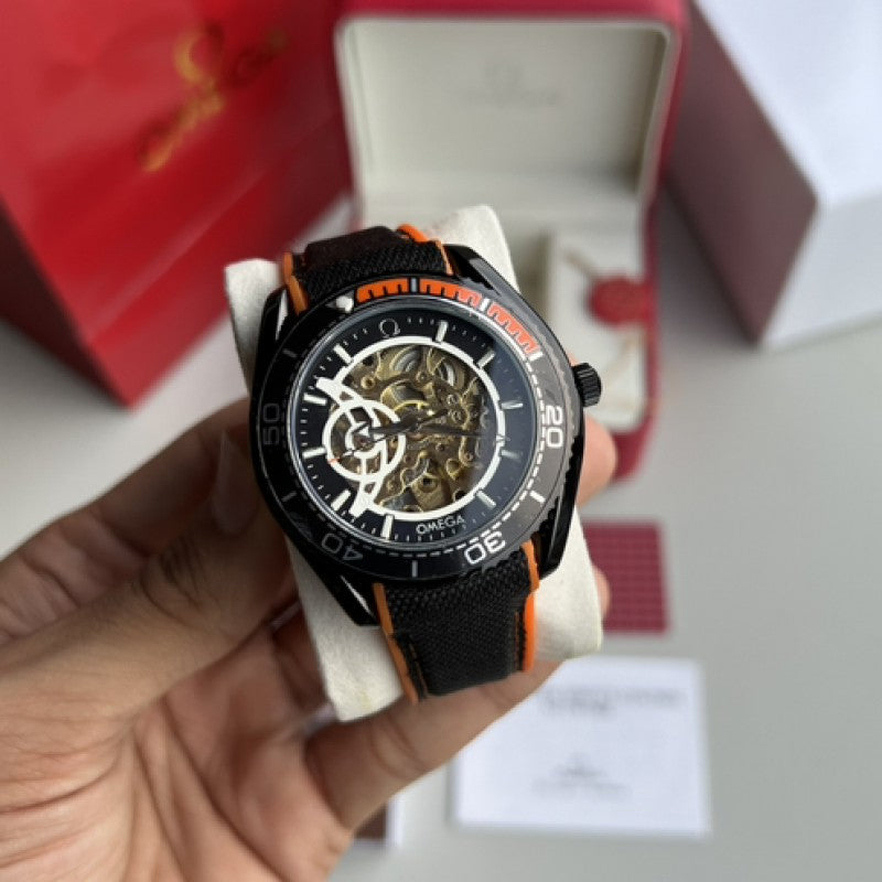 Omeg a Speedmaster Automatic