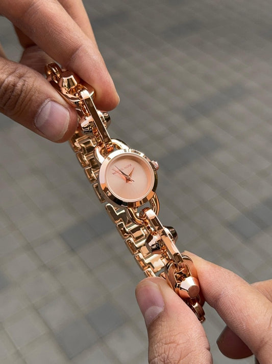 Michael Kor s Astor Women s Full Rose