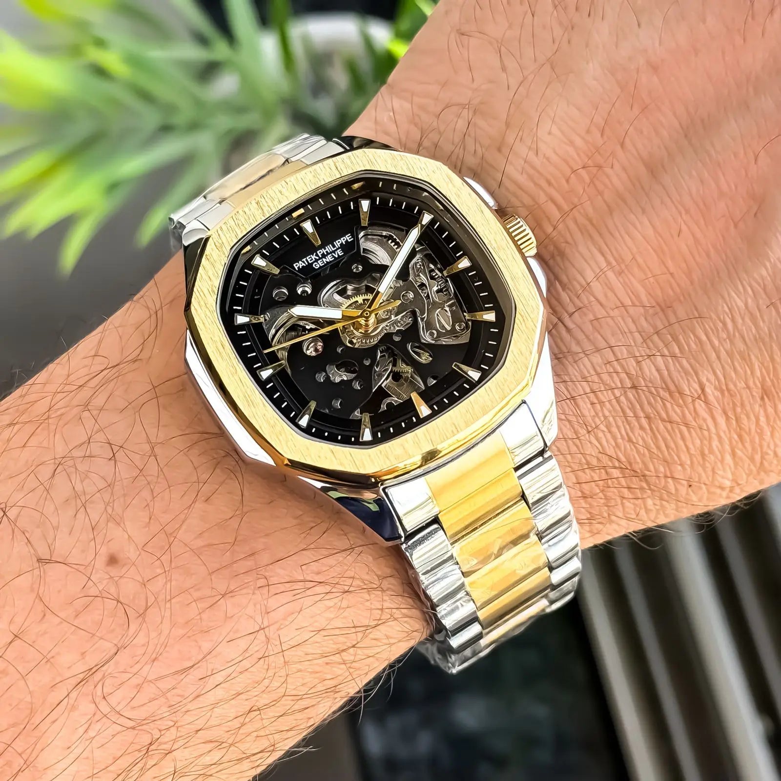 PATEK_AUTO_GOLD_TT_BLACK