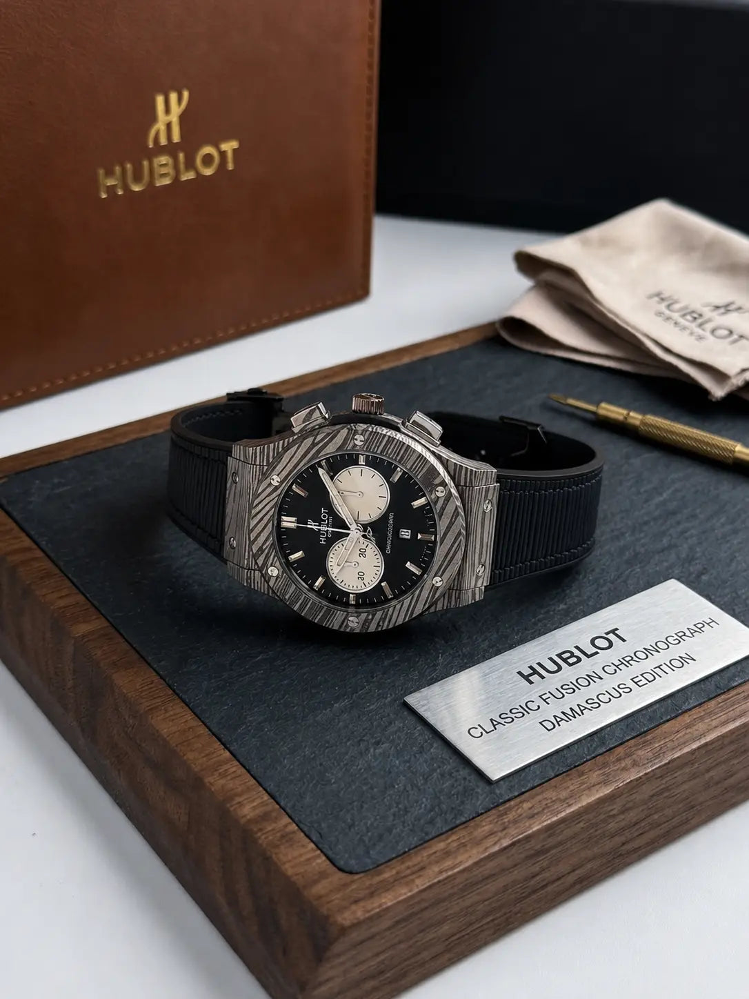 HUBLOT CLASSIC FUSION BLACK