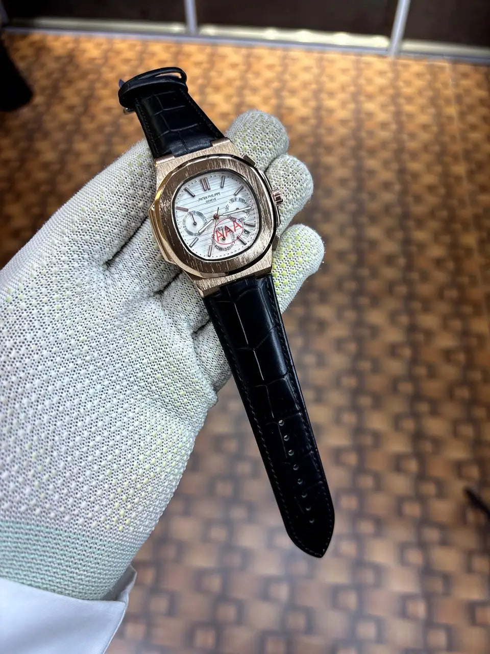 Patek phillpe Nautilus 5712R 001