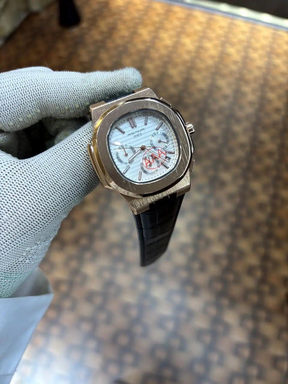 Patek phillpe Nautilus 5712R 001