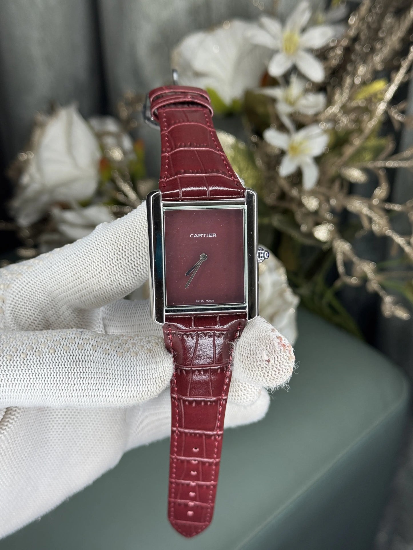 Cartie r Tank Burgundy Premium Quartz Watch