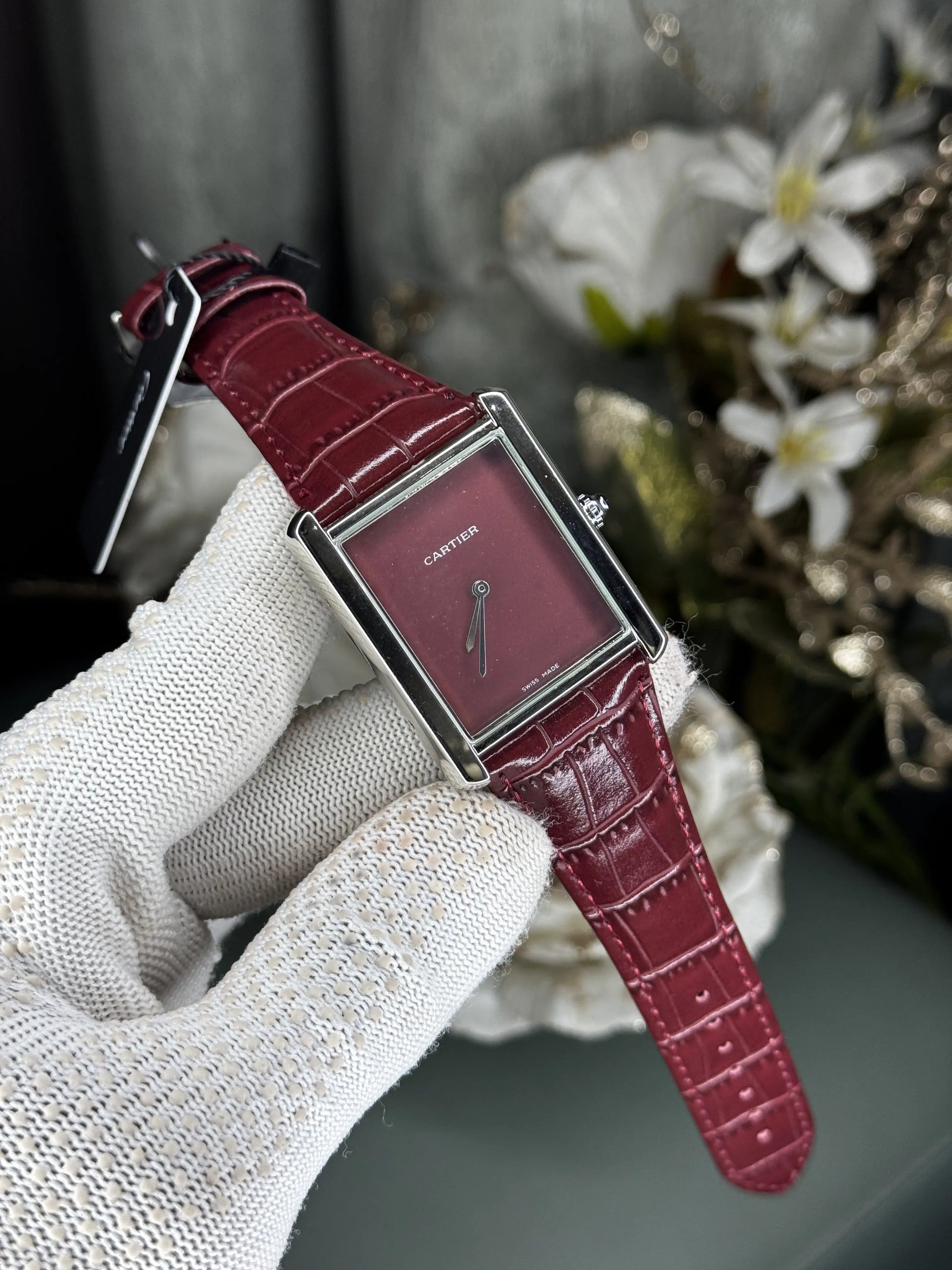 Cartie r Tank Burgundy Premium Quartz Watch