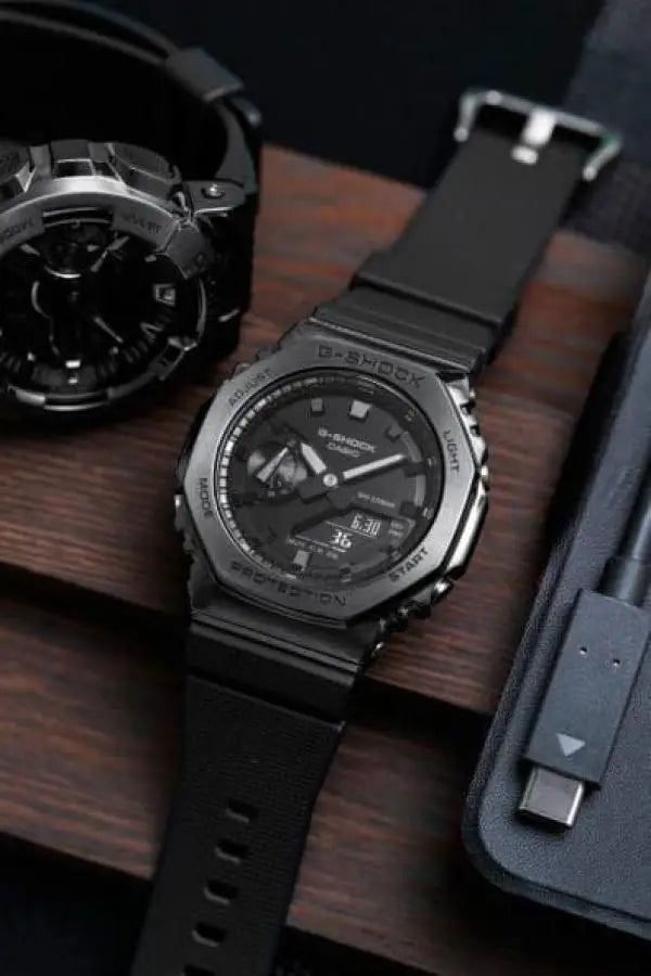 G shock GM2100