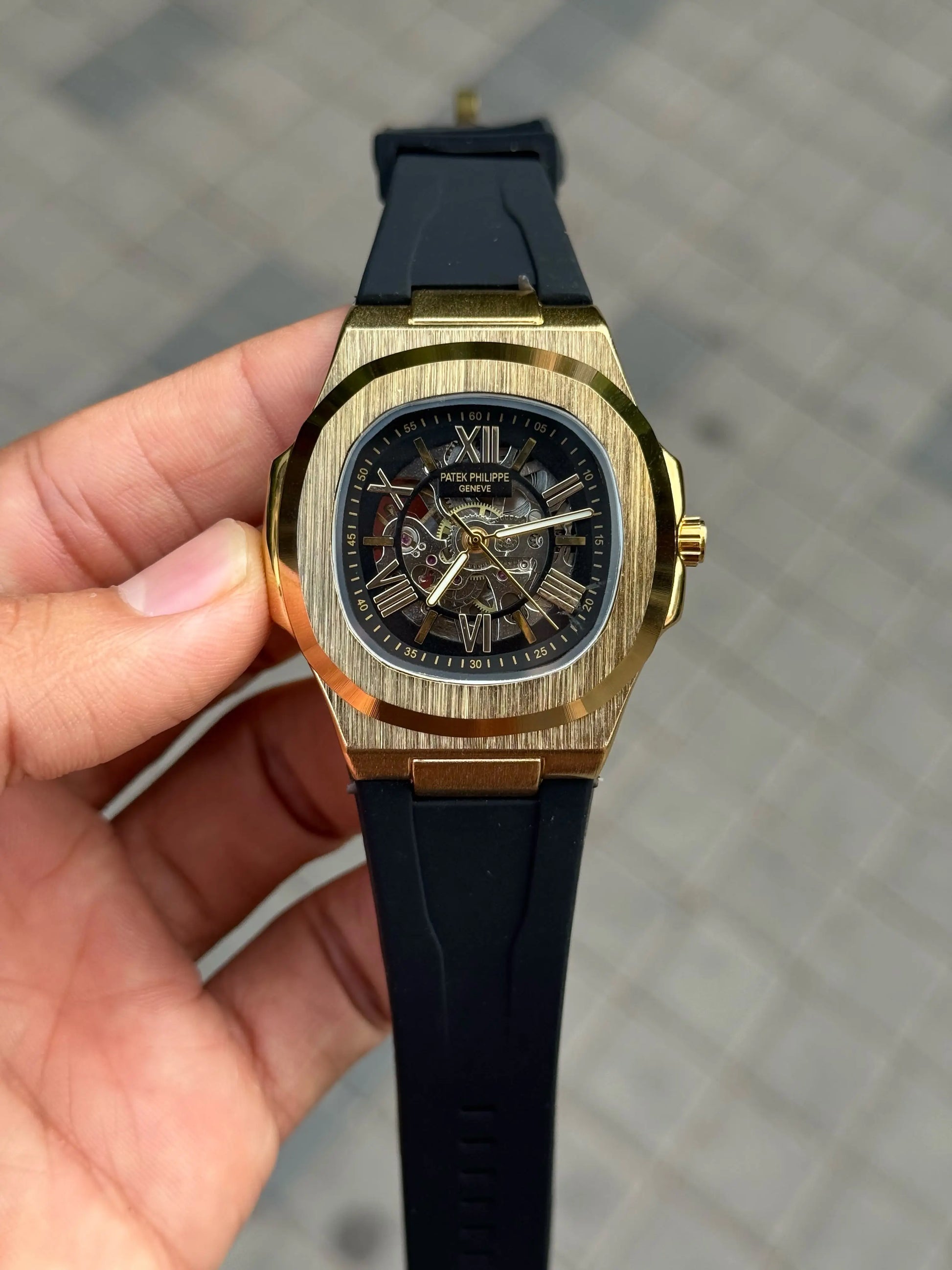 Patek Phillip e Nautilus Skeleton Silicone Gold Black